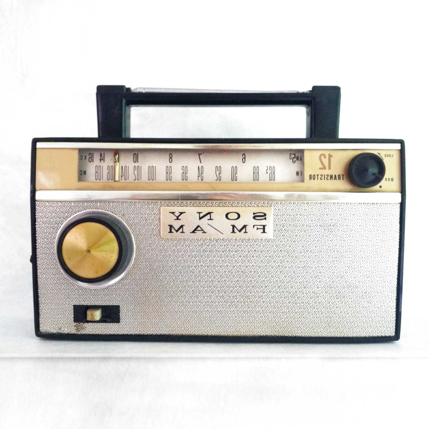 sony transistor radio