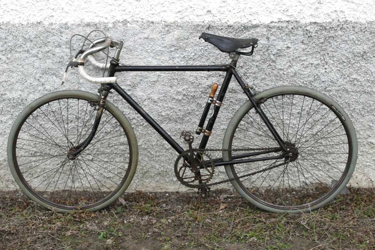 bicicletta bianchi anni 20