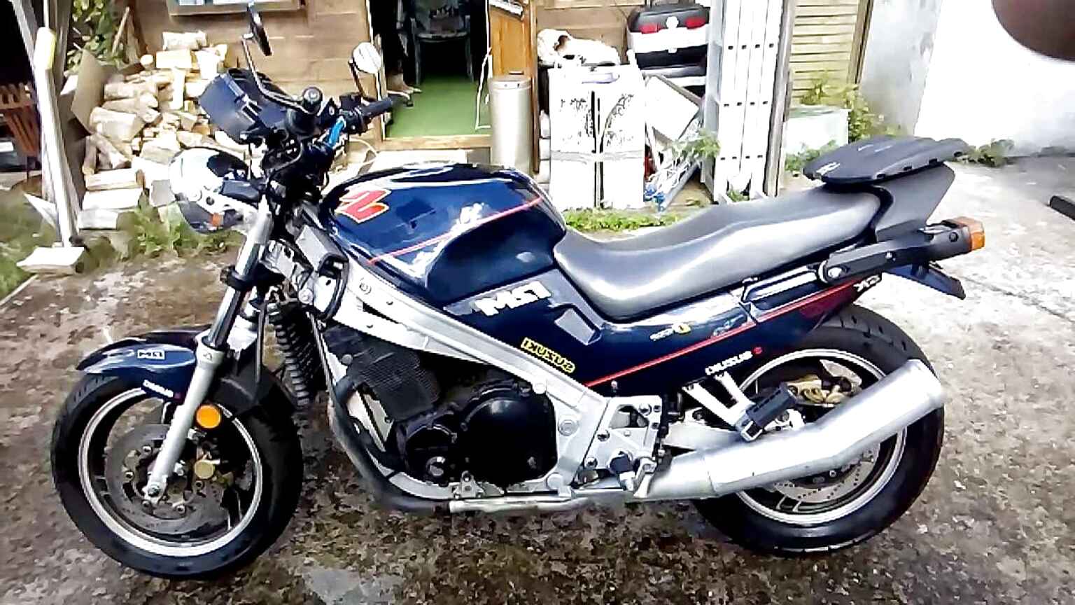 Suzuki gsx 1100 f